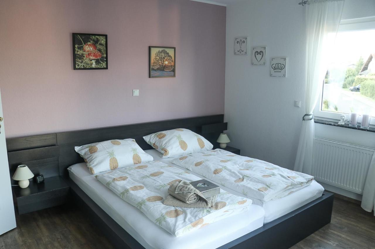 Deine-Eifel-Ferienwohnung Feusdorf Екстер'єр фото