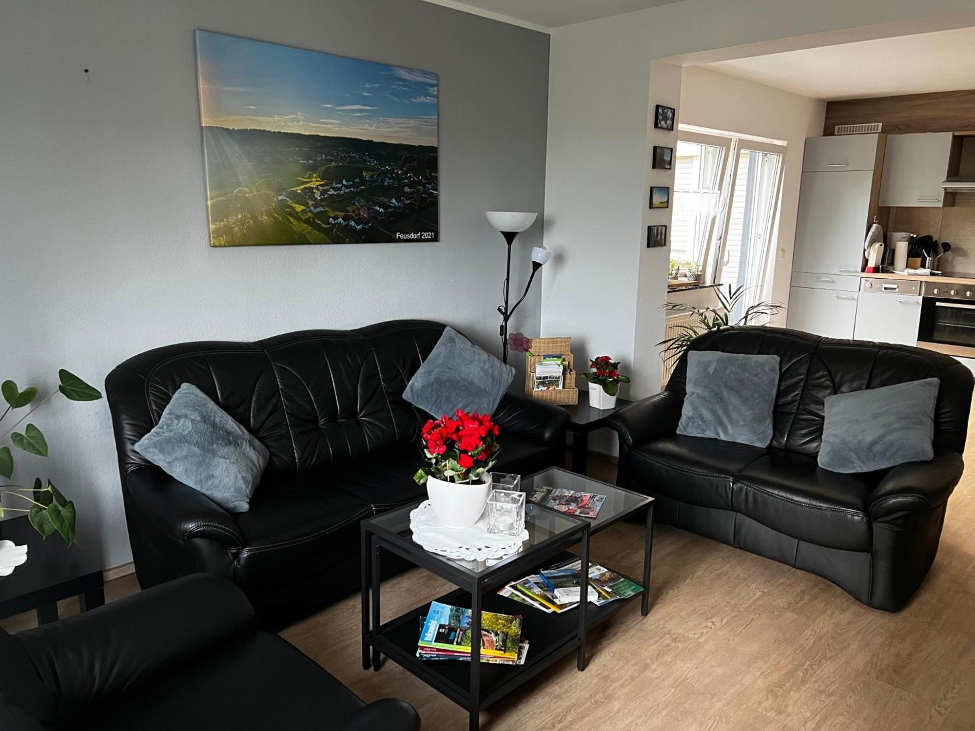 Deine-Eifel-Ferienwohnung Feusdorf Екстер'єр фото