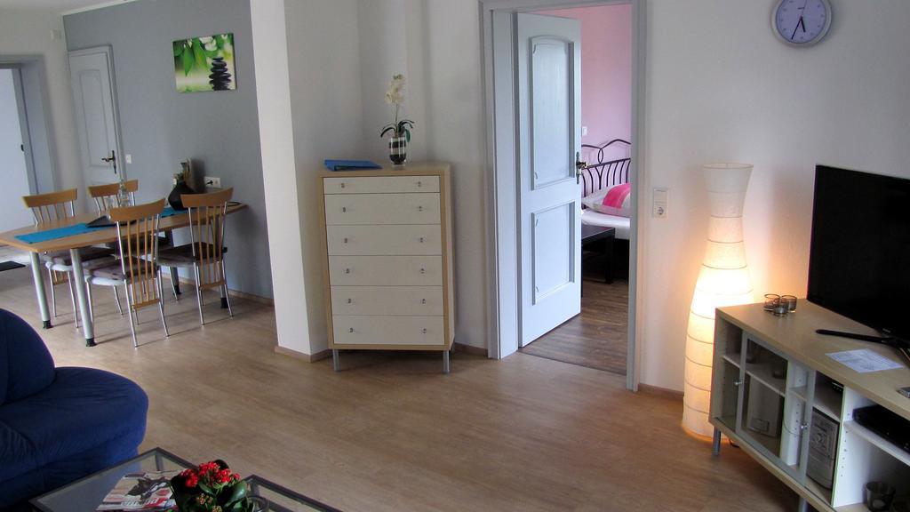 Deine-Eifel-Ferienwohnung Feusdorf Екстер'єр фото